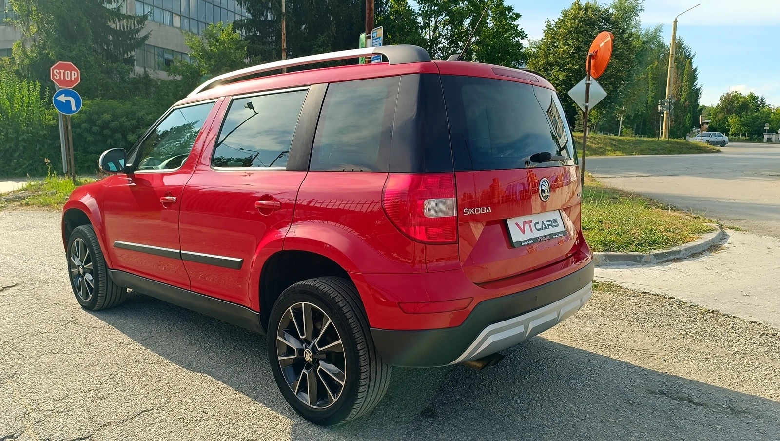 Skoda Yeti 2.0TDI DSG 4х4 - изображение 3