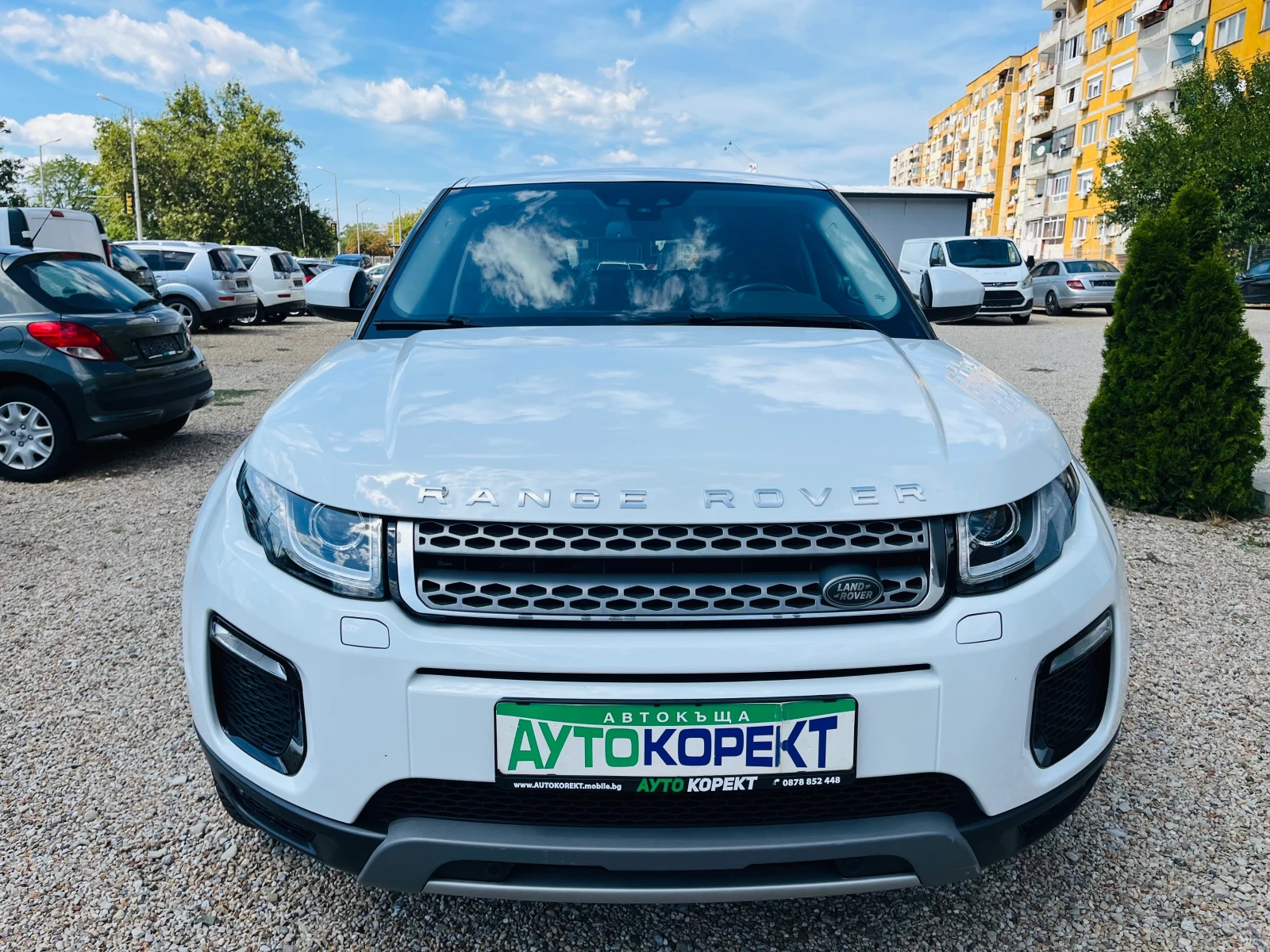 Land Rover Range Rover Evoque 2.0 D КАТО НОВ-ТОП - изображение 2