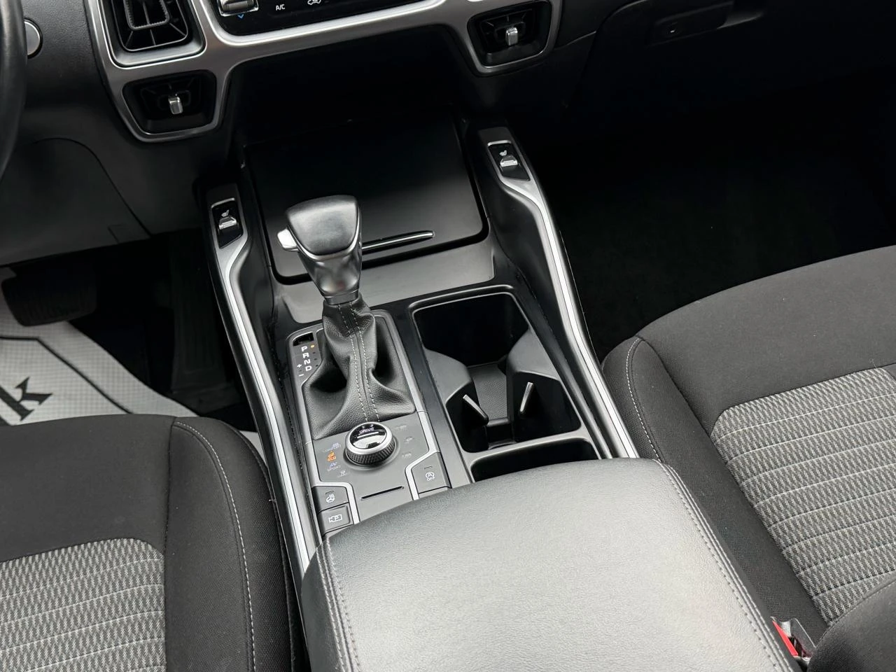 Kia Sorento 2.5 AWD / 7 Seats / LX | Mobile.bg   13