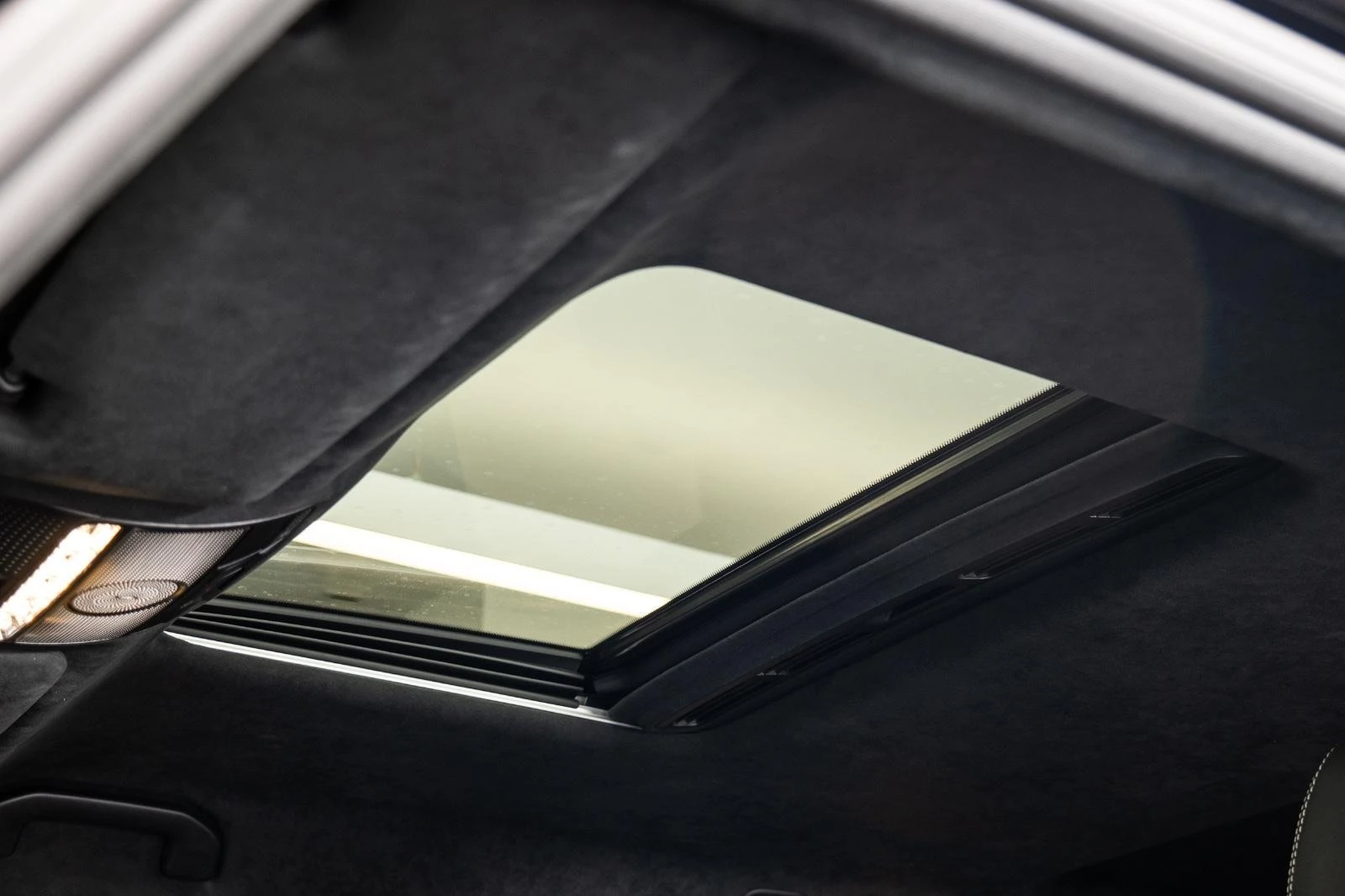 Mercedes-Benz G 63 AMG /4MATIC/DESIGNO/SUPERIOR/BURM/360/EXCLUSIV/NIGHT/ - изображение 9