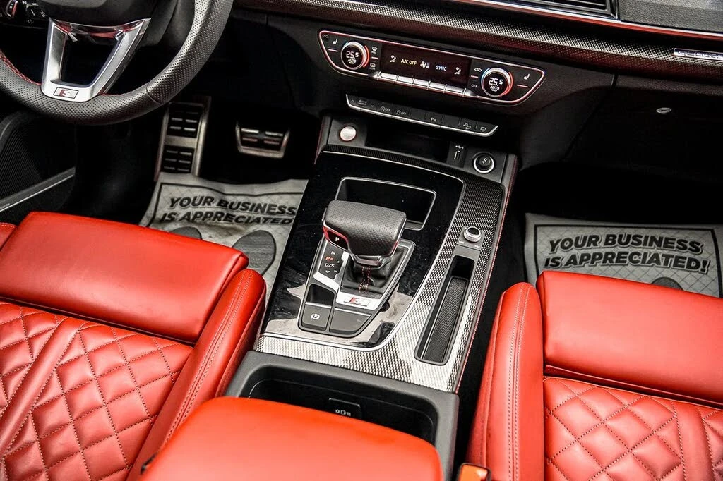 Audi SQ5 Technik* AWD* АвтоКредит* (ЦЕНА ДО БГ), снимка 11 - Автомобили и джипове - 53905290