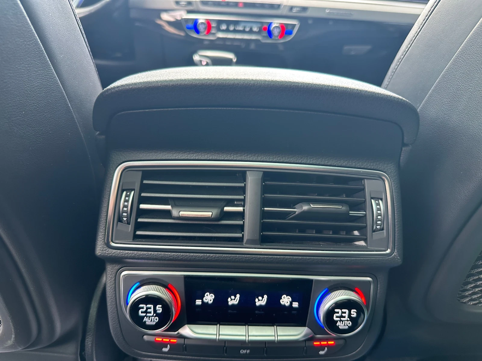 Audi Q7 3.0 Tfsi, снимка 11 - Автомобили и джипове - 54528013