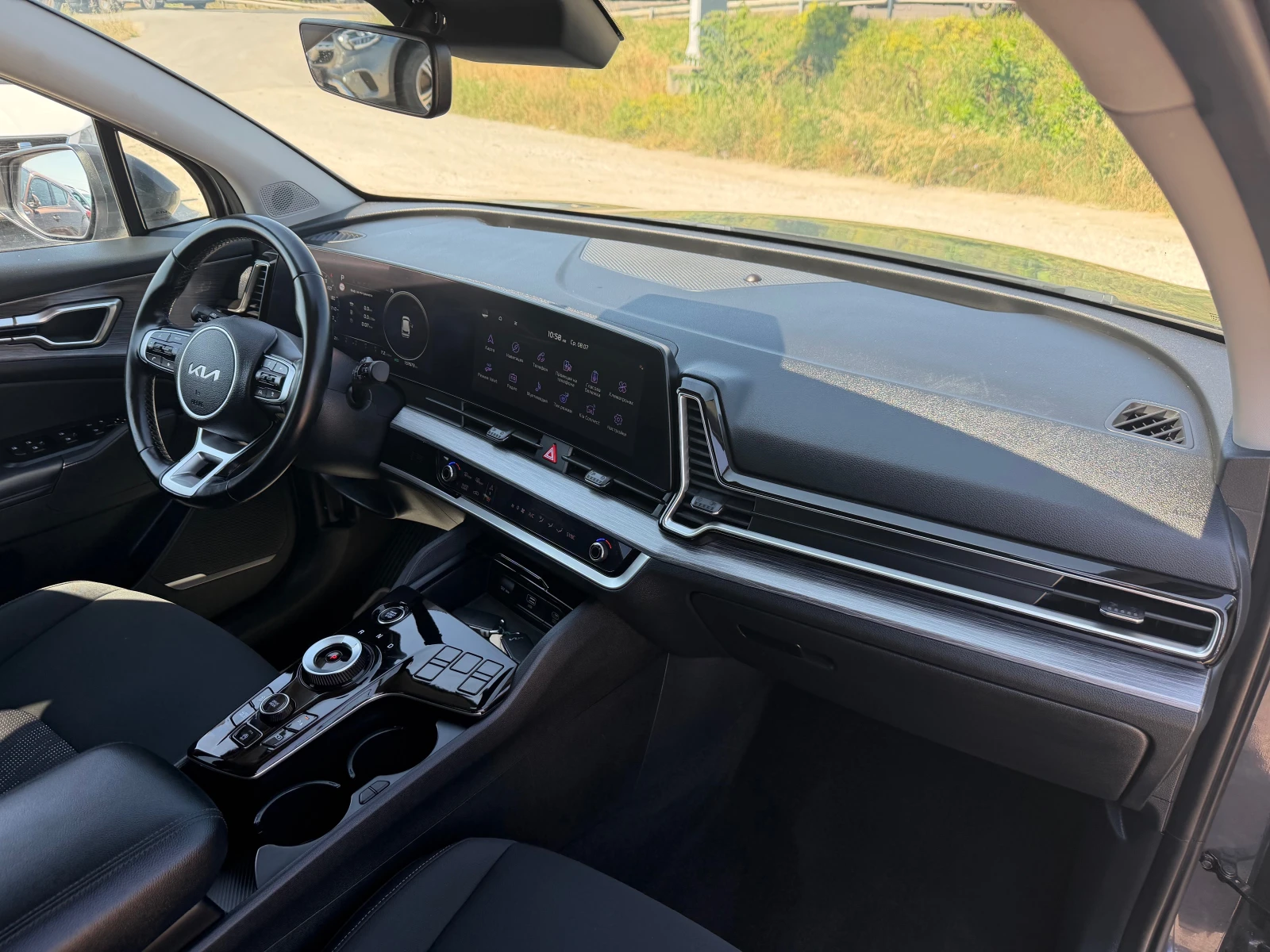 Kia Sportage 1.6CRDI MHEV(КАТО НОВА), снимка 14 - Автомобили и джипове - 55198811