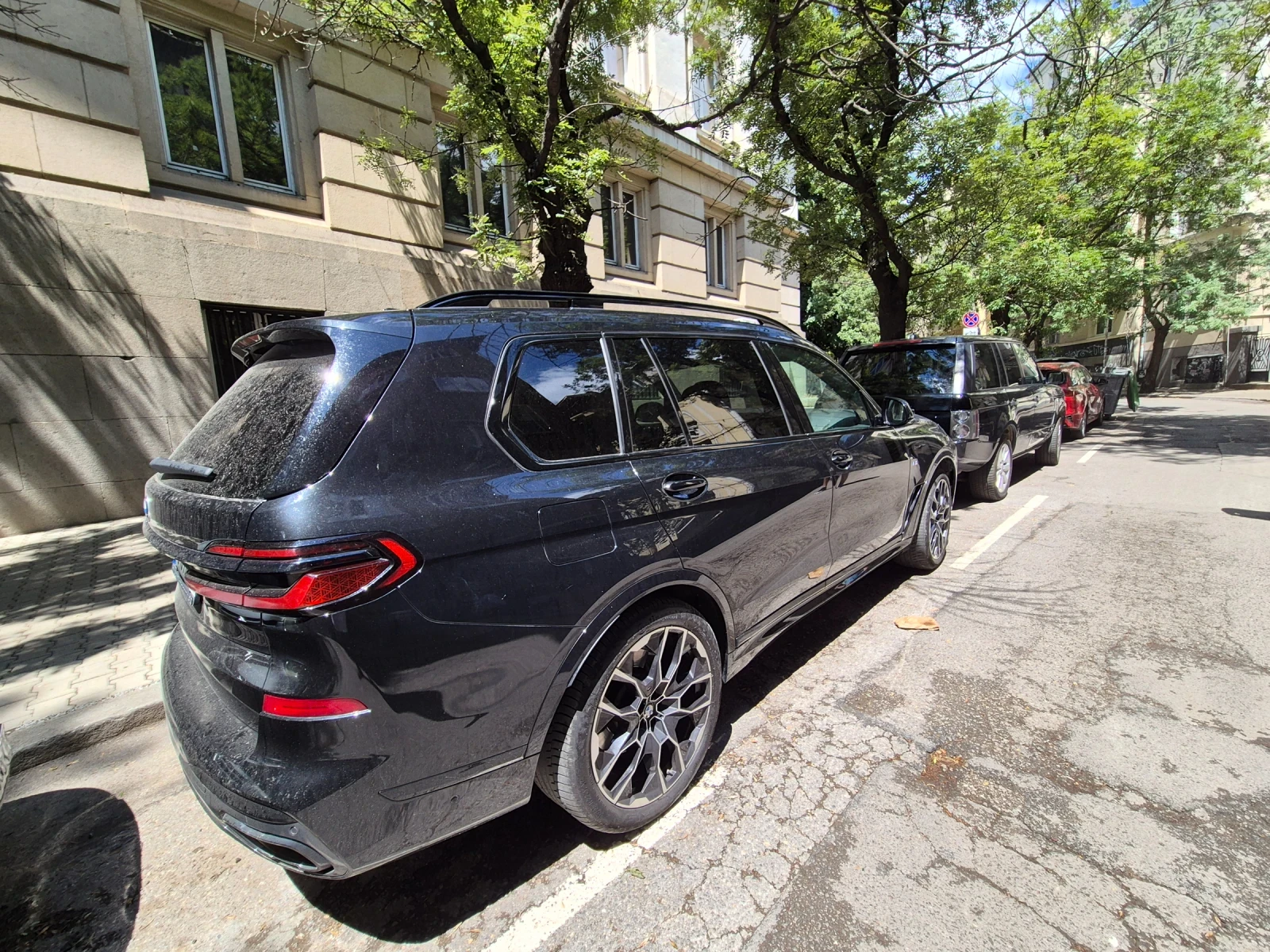 BMW X7 40i XDrive M Pack Head Up Soft Close Pano  , снимка 3 - Автомобили и джипове - 55415740