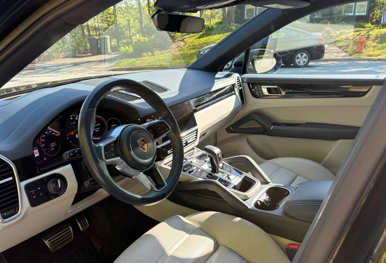 Porsche Cayenne  S/SOFT CLOSE/360/DIS/MATRIX/HUD/BOSE/CARFAX, снимка 5 - Автомобили и джипове - 55632543