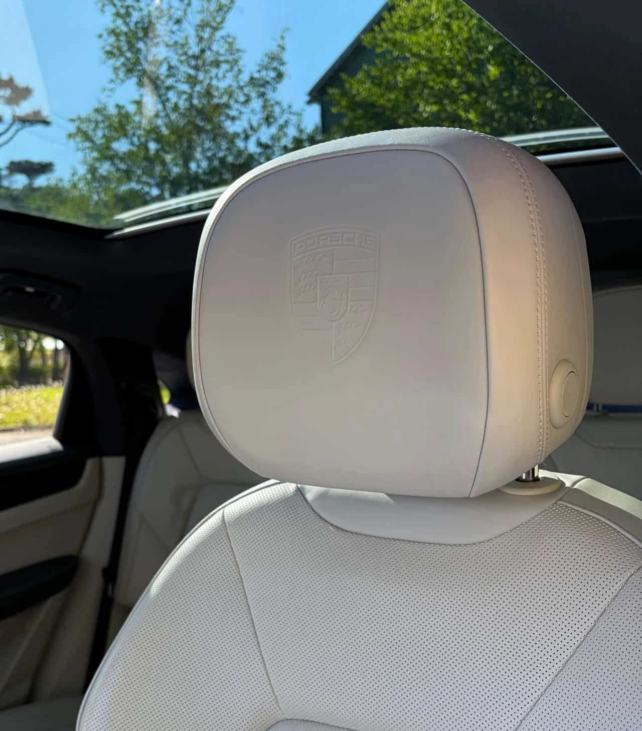 Porsche Cayenne  S/SOFT CLOSE/360/DIS/MATRIX/HUD/BOSE/CARFAX, снимка 11 - Автомобили и джипове - 55632543