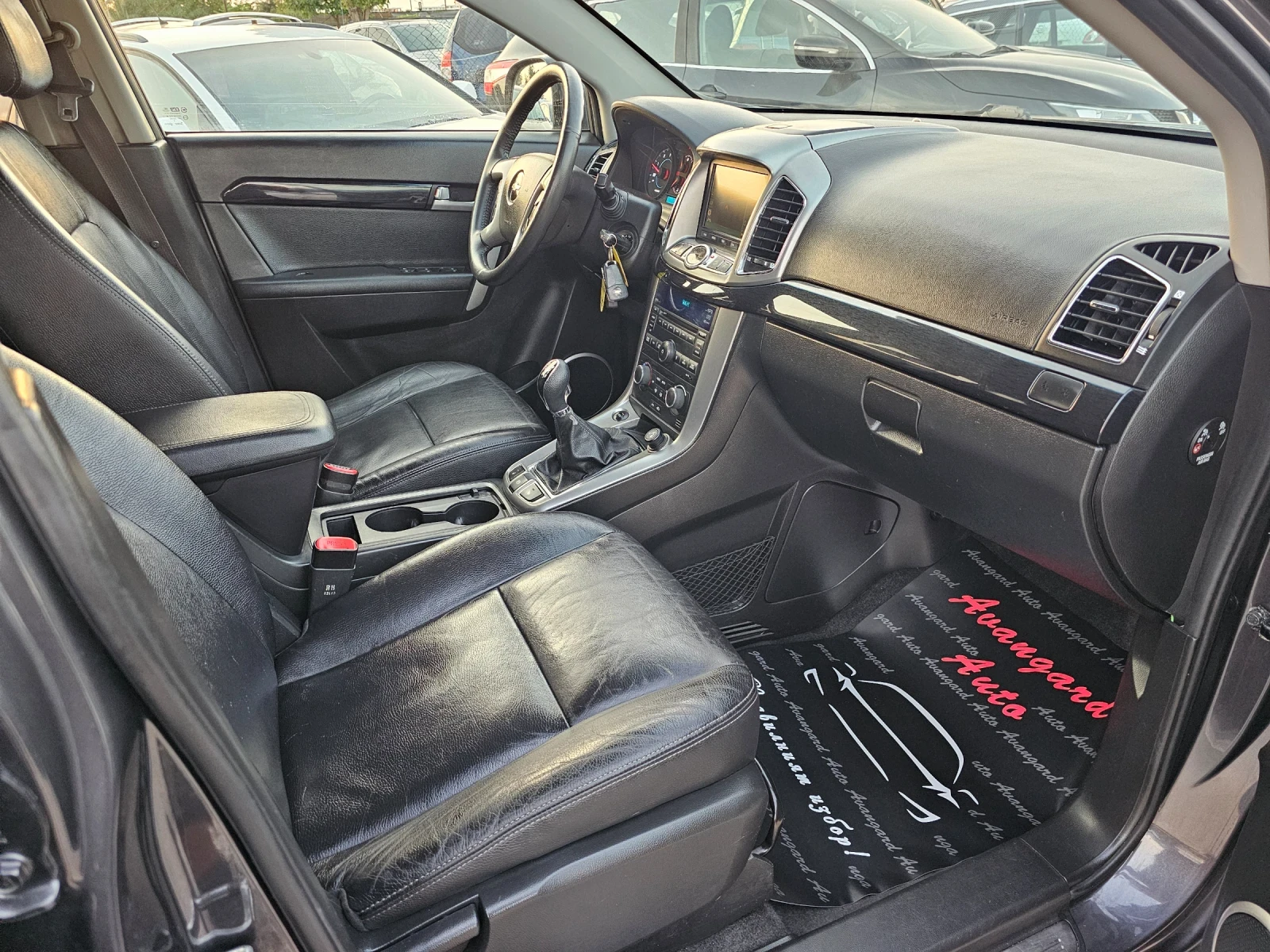 Chevrolet Captiva 2.2D, 184к.с., 4х4 , снимка 9 - Автомобили и джипове - 55932391