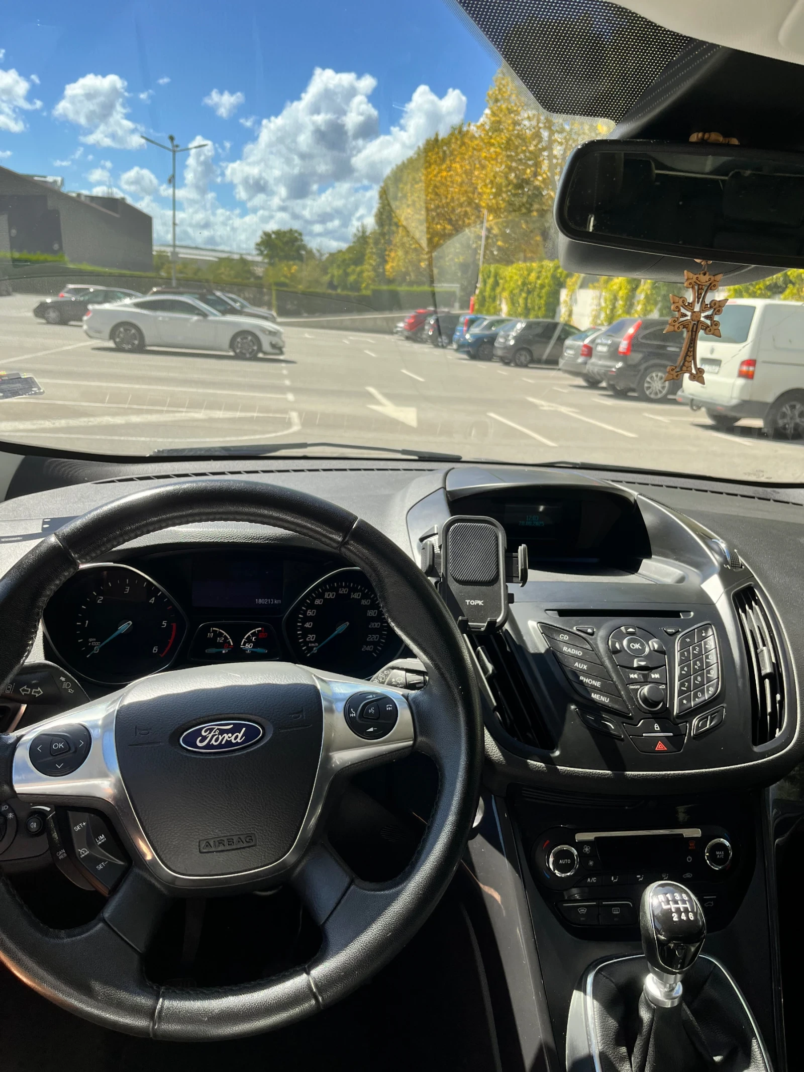 Ford Kuga Ford Kuga Titanium 2.0 TDCI KEYLESS, снимка 4 - Автомобили и джипове - 56038212