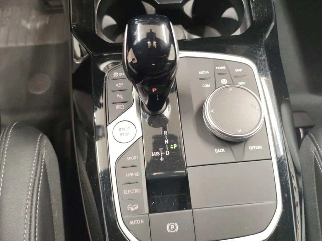 BMW X3 xDrive30e Plug-In Hybrid Navi Leather LED, снимка 15 - Автомобили и джипове - 56271841