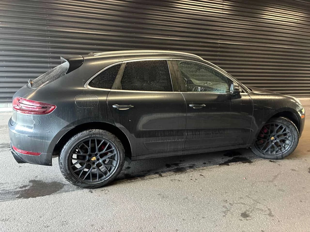 Porsche Macan * GTS * CARFAX * ОПЦИЯ ЗА ФИНАНСИРАНЕ * , снимка 3 - Автомобили и джипове - 56304558