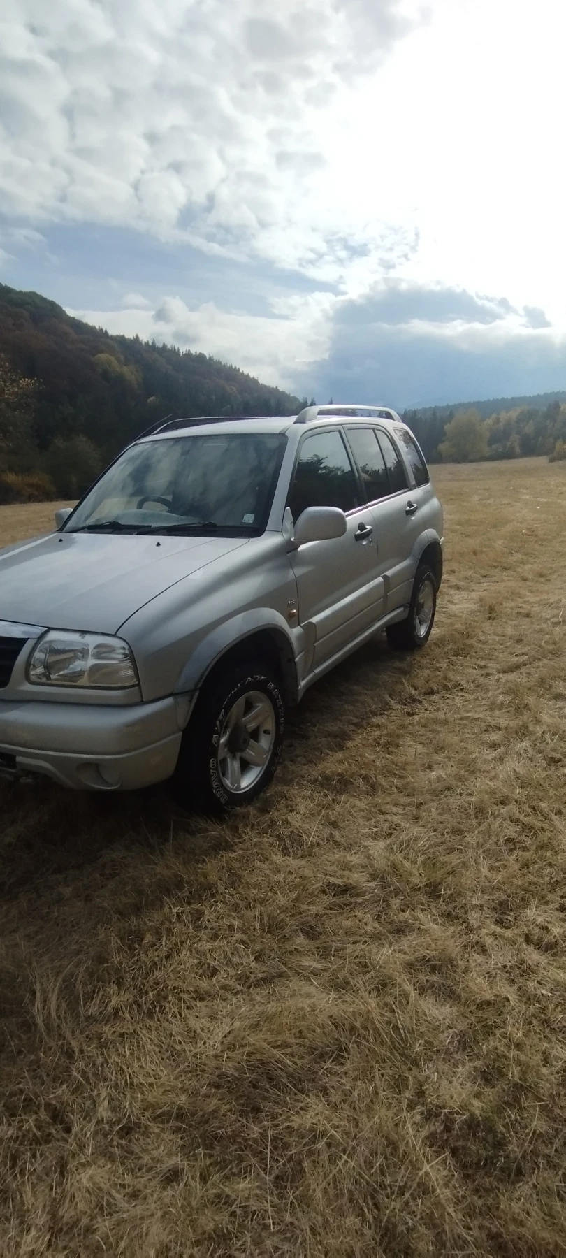 Suzuki Grand vitara 2.0, снимка 3 - Автомобили и джипове - 56653400