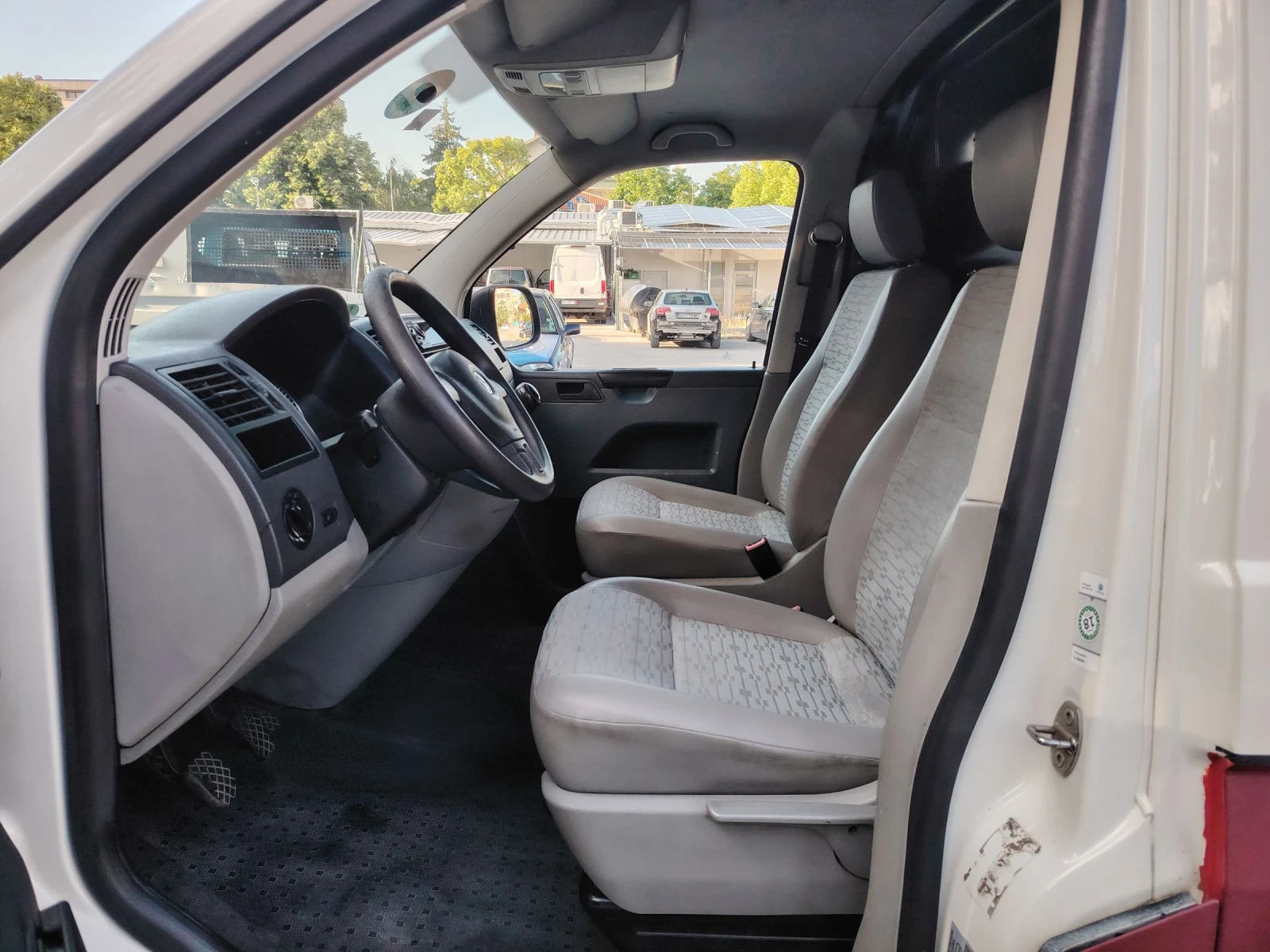 VW T5 2.0 TDI KLIMA - изображение 6