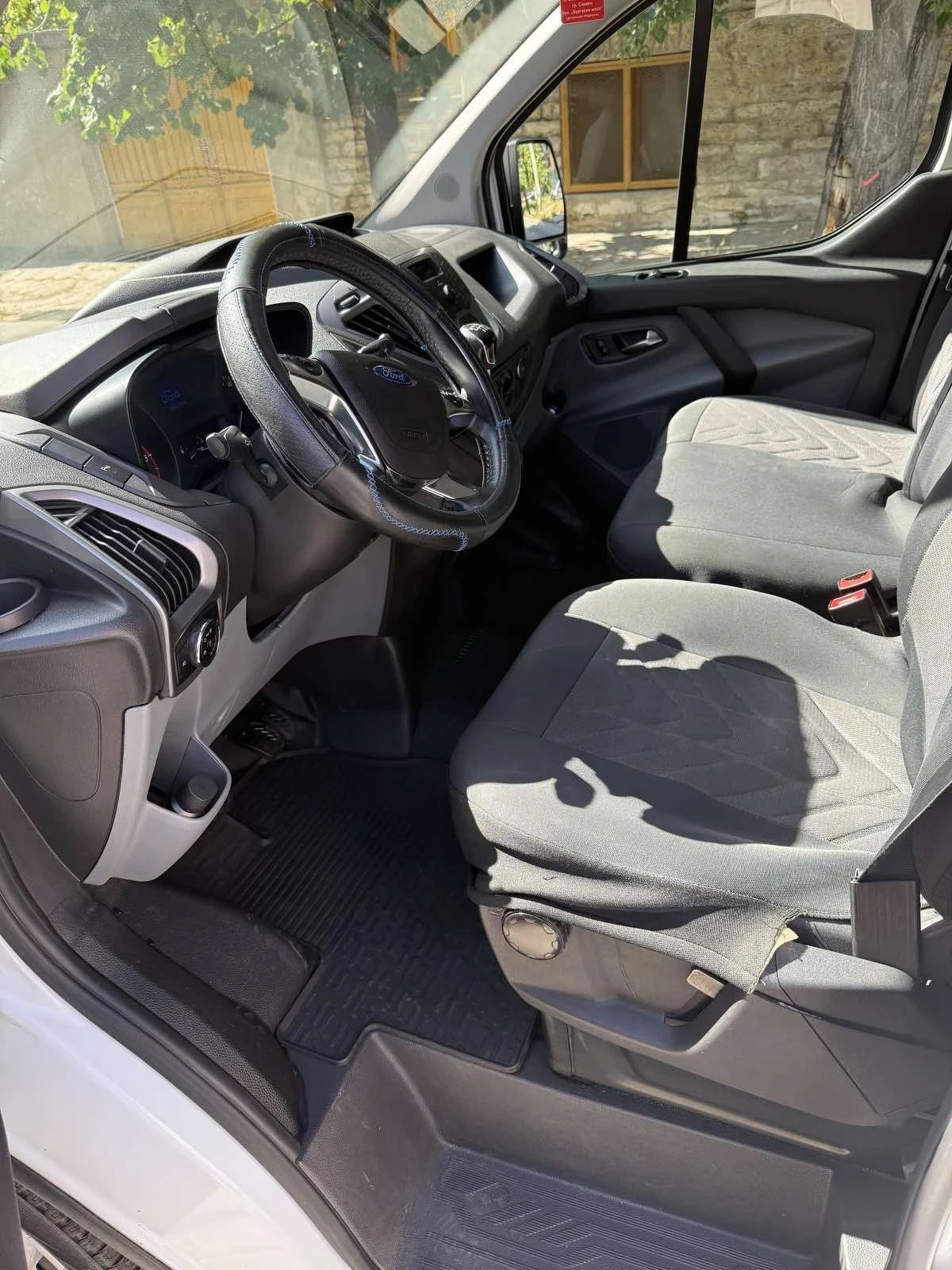 Ford Transit Custom 2.2 Dci, снимка 6 - Бусове и автобуси - 55510595