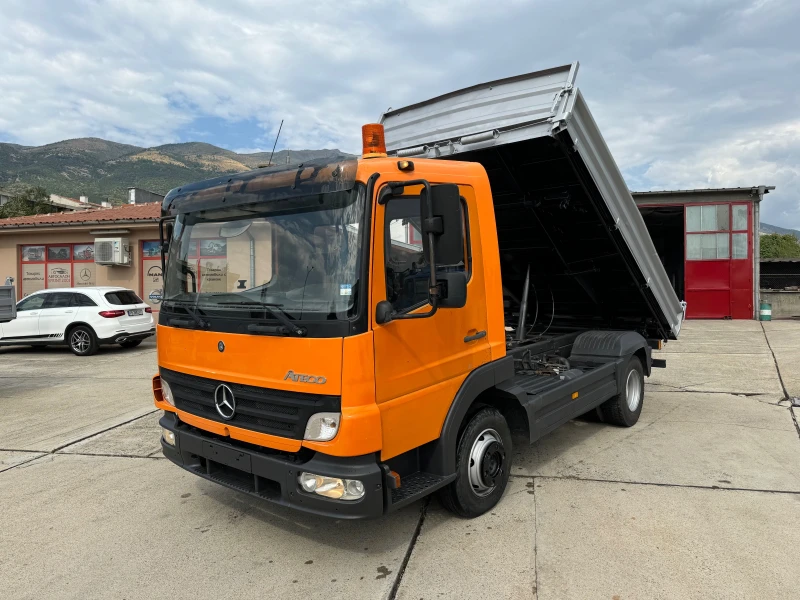 Mercedes-Benz Atego 818 тристранен самосвал , снимка 1 - Камиони - 47052599