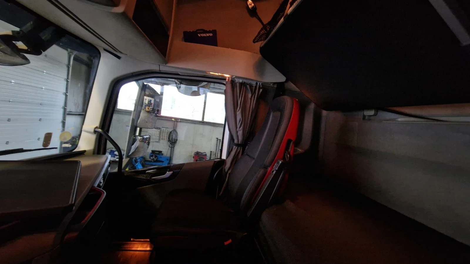 Volvo Fh 500 e6, снимка 10 - Камиони - 56623462
