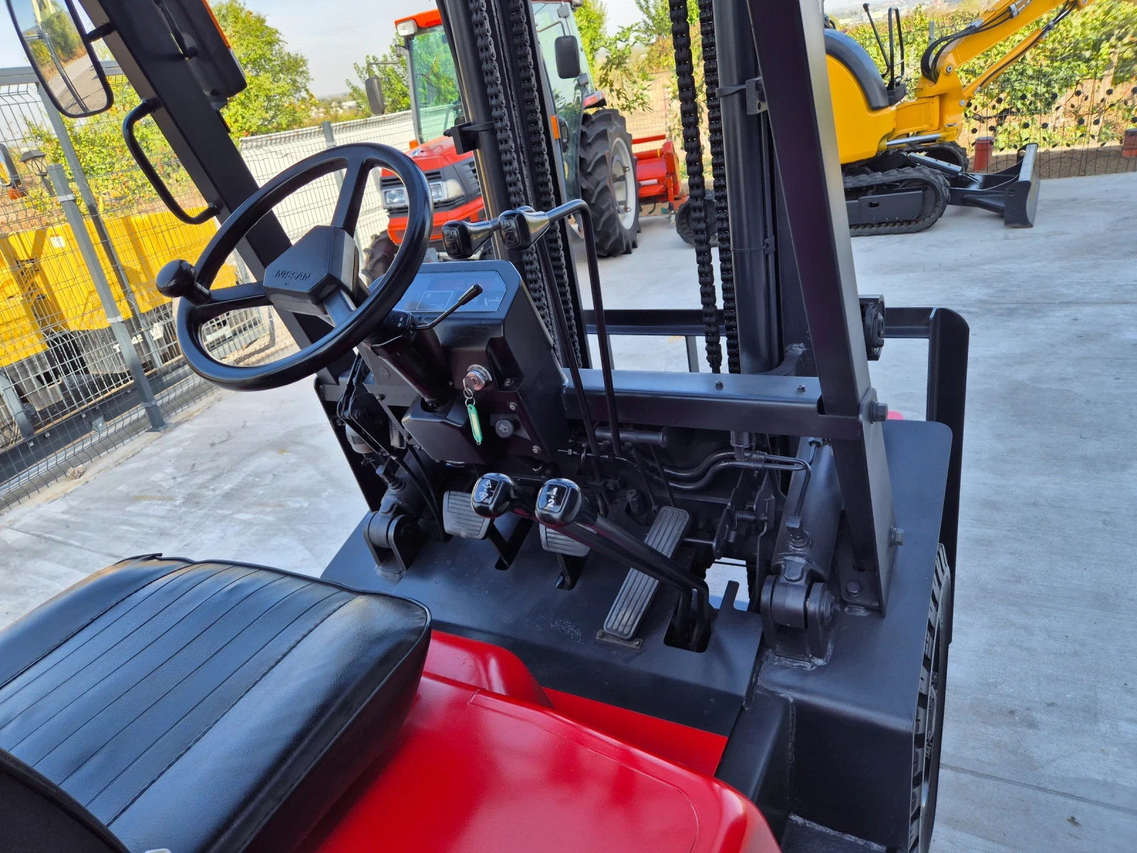  Nissan 2.5  /  /   ! | Mobile.bg   10