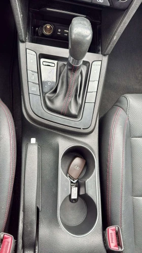 Hyundai Elantra * Sport * CARFAX * ЦЕНА ДО БГ, снимка 16