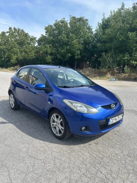  Mazda 2