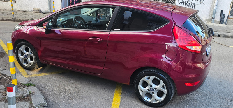 Ford Fiesta Лек , снимка 3 - Автомобили и джипове - 46048993