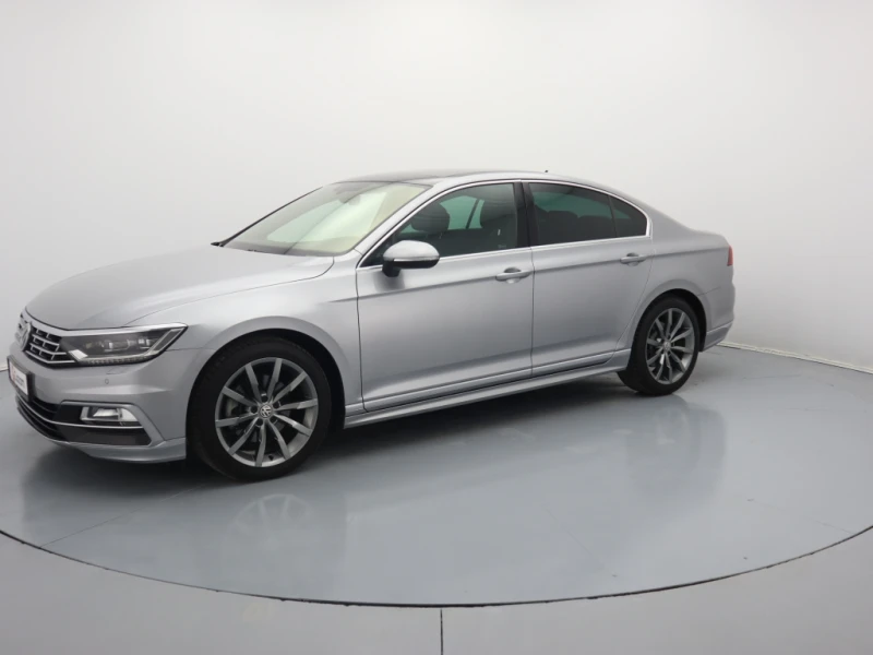 VW Passat 1.4 TSI, снимка 4 - Автомобили и джипове - 47304860