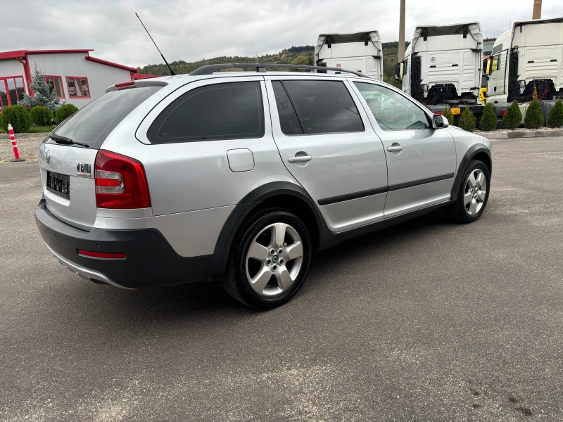 Skoda Octavia Scout 2.0TDI 4x4, снимка 4 - Автомобили и джипове - 47487395