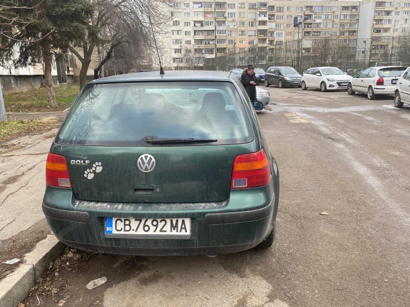 VW Golf, снимка 4 - Автомобили и джипове - 49273583