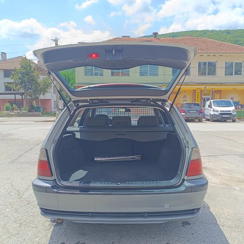 BMW 320, снимка 6 - Автомобили и джипове - 52285595