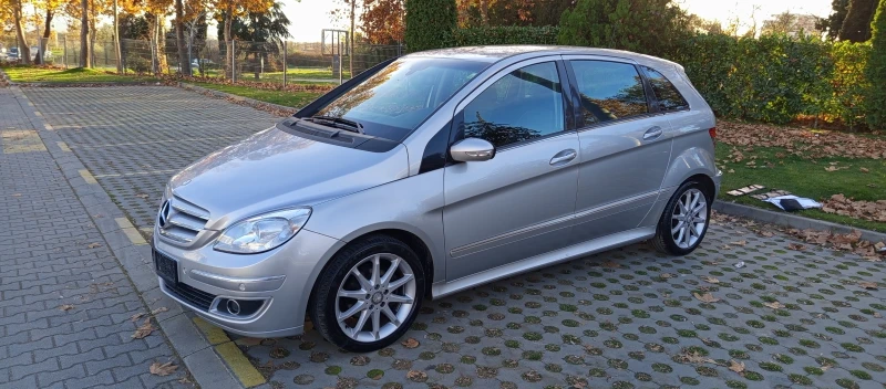 Mercedes-Benz B 170 1.7i AUTOMATIC , снимка 3 - Автомобили и джипове - 52252312