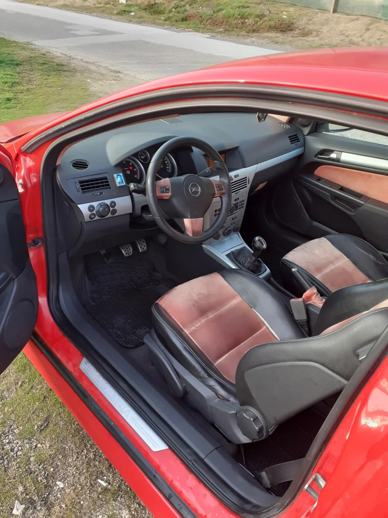 Opel Astra GTC, снимка 13 - Автомобили и джипове - 52459955