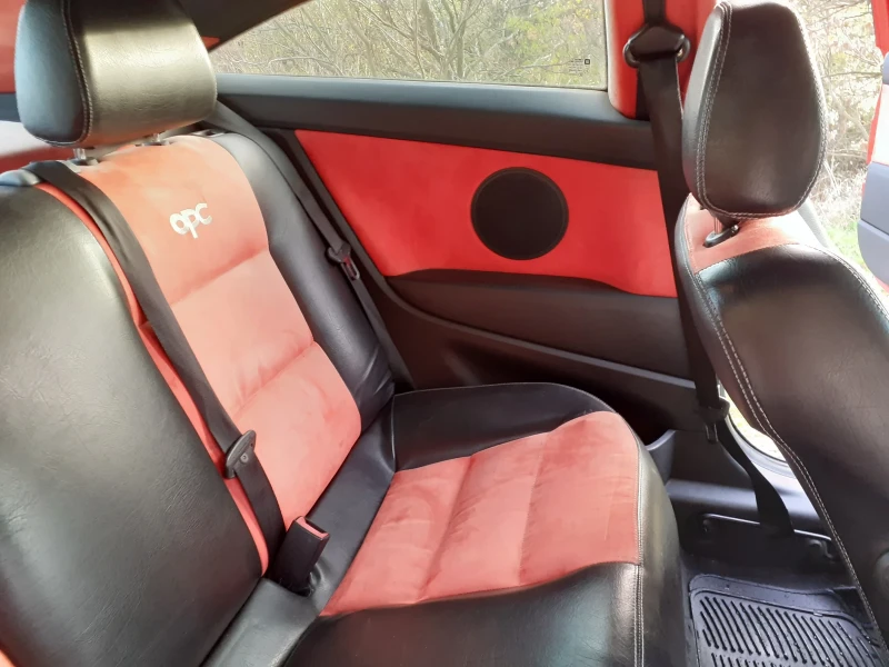 Opel Astra GTC, снимка 10 - Автомобили и джипове - 52459955