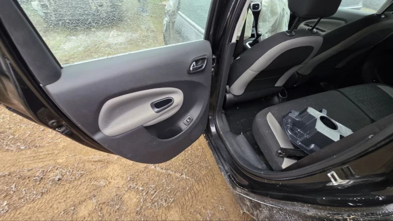 Citroen C3 Picasso 1.6hdi 9hr, снимка 6 - Автомобили и джипове - 53142749