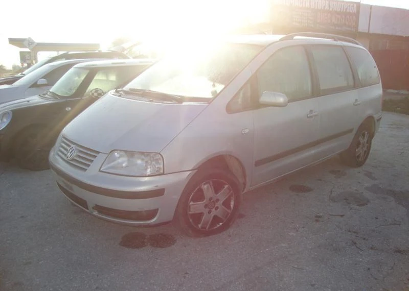 VW Sharan 1.9.2.0.TDI, снимка 2 - Автомобили и джипове - 579983