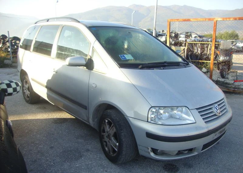 VW Sharan 1.9.2.0.TDI, снимка 5 - Автомобили и джипове - 579983