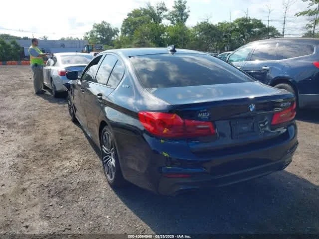 BMW 530E XDRIVE IPERFORMANCE - изображение 3