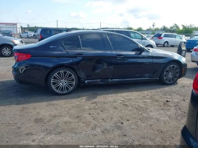 BMW 530E XDRIVE IPERFORMANCE - изображение 7