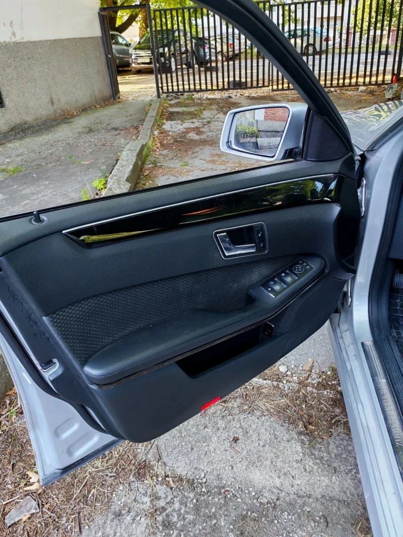 Mercedes-Benz E 350, снимка 7 - Автомобили и джипове - 56273283