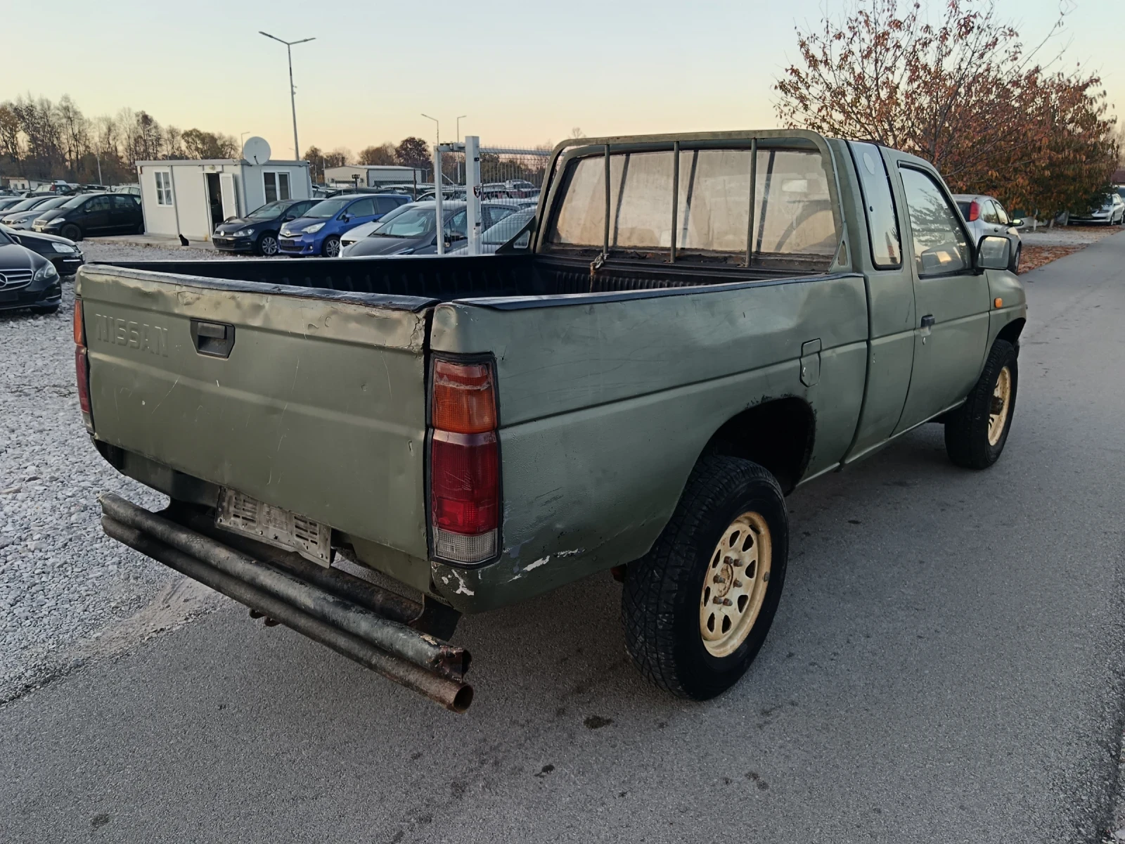 Nissan Pickup KING CAB - изображение 6