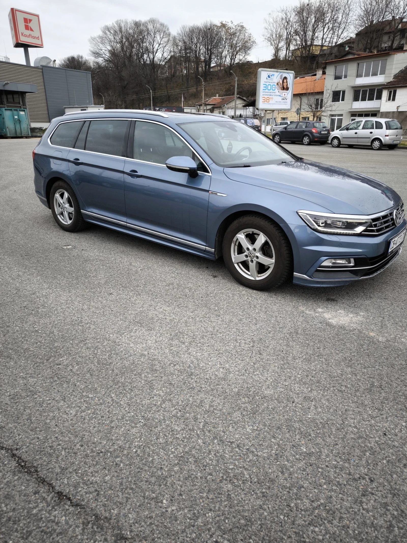 VW Passat 2.0TDI 4MOTION R LINE  - изображение 2