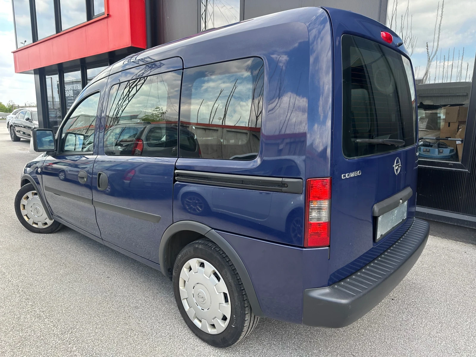 Opel Combo 1, 3cdti 75kc Aвтомат Серв.Истор. - изображение 4