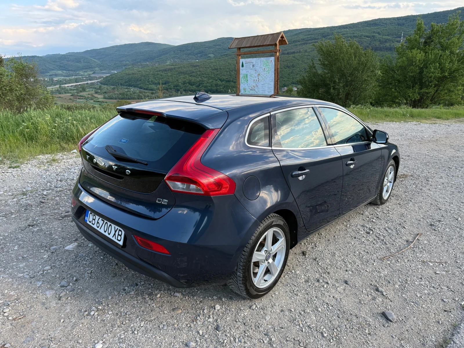 Volvo V40 1.6D2 Momentum  - изображение 5