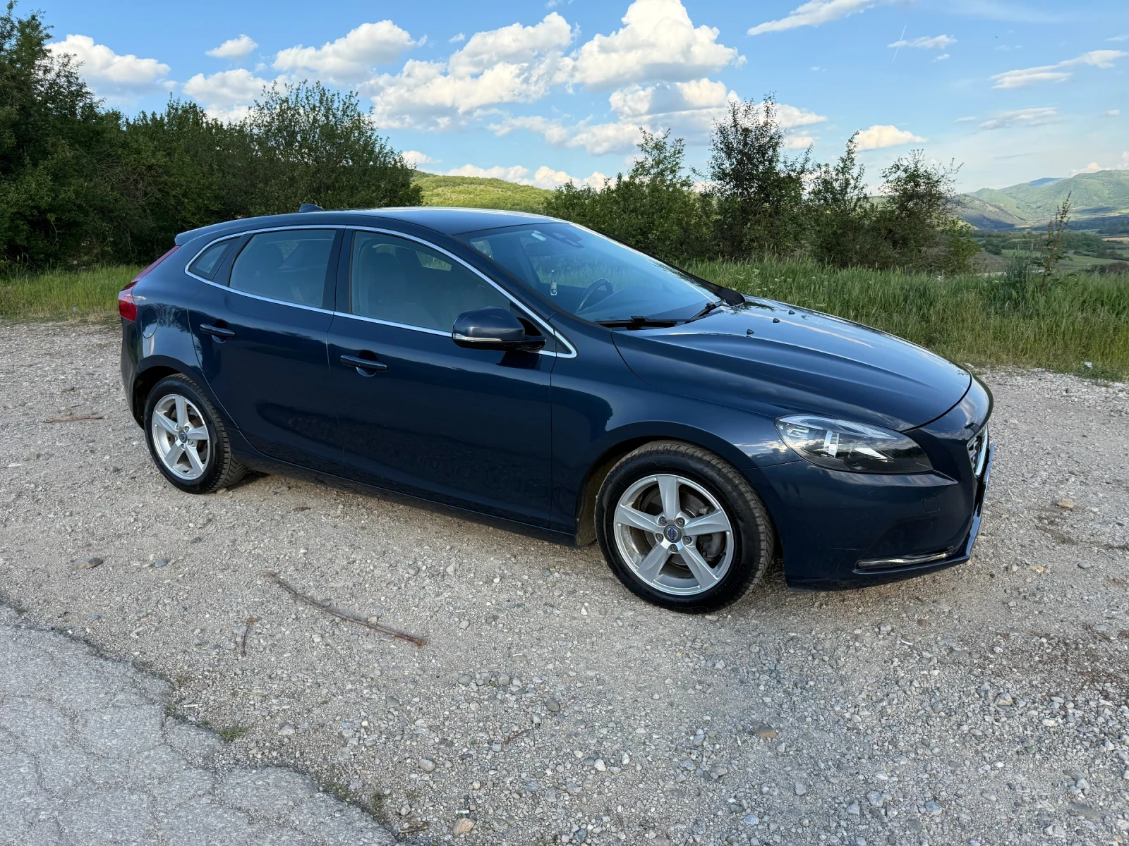 Volvo V40 1.6D2 Momentum  - изображение 2