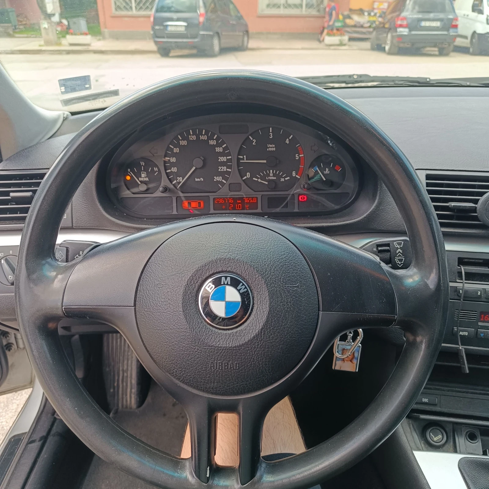 BMW 320 | Mobile.bg   11