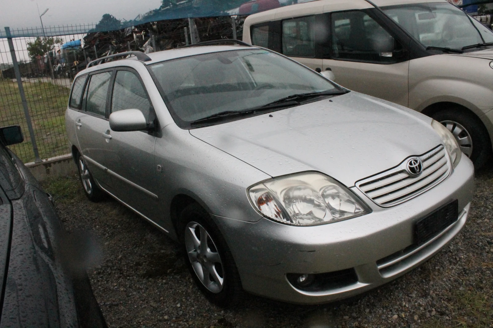 Toyota Corolla НА ЧАСТИ, ИТАЛИЯ, НОВ ВНОС - изображение 2