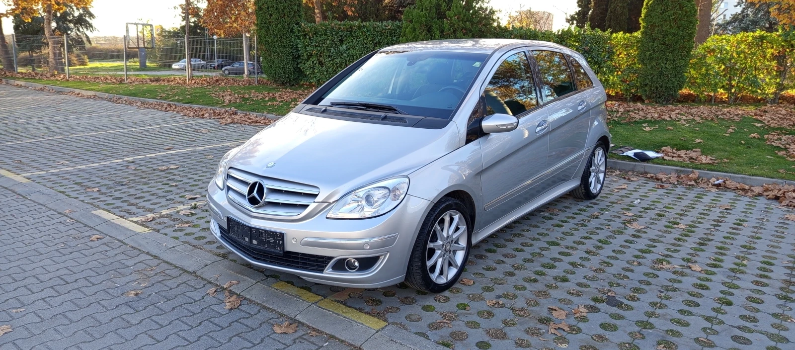 Mercedes-Benz B 170 1.7i AUTOMATIC  - изображение 2