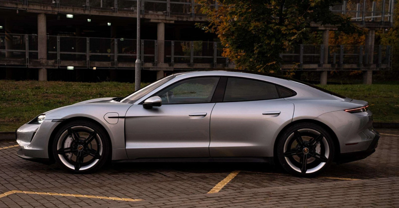 Porsche Taycan 4S Sport Chrono | Mobile.bg   4