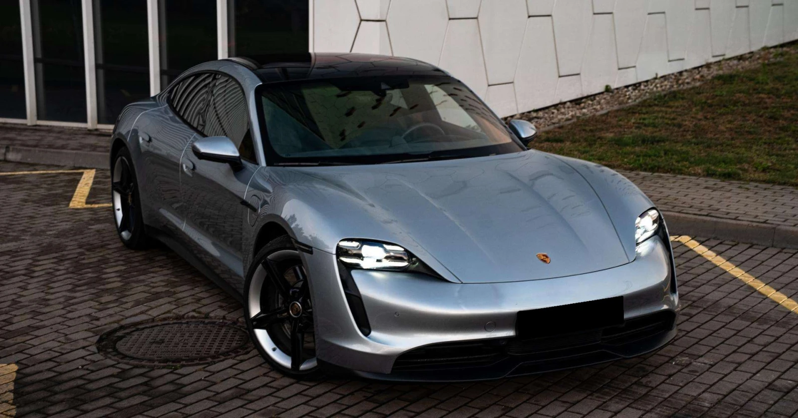 Porsche Taycan 4S Sport Chrono | Mobile.bg   1