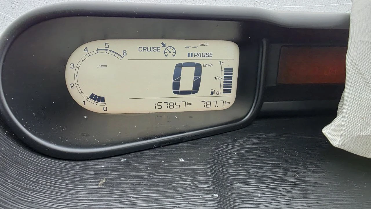 Citroen C3 Picasso 1.6hdi 9hr - изображение 8