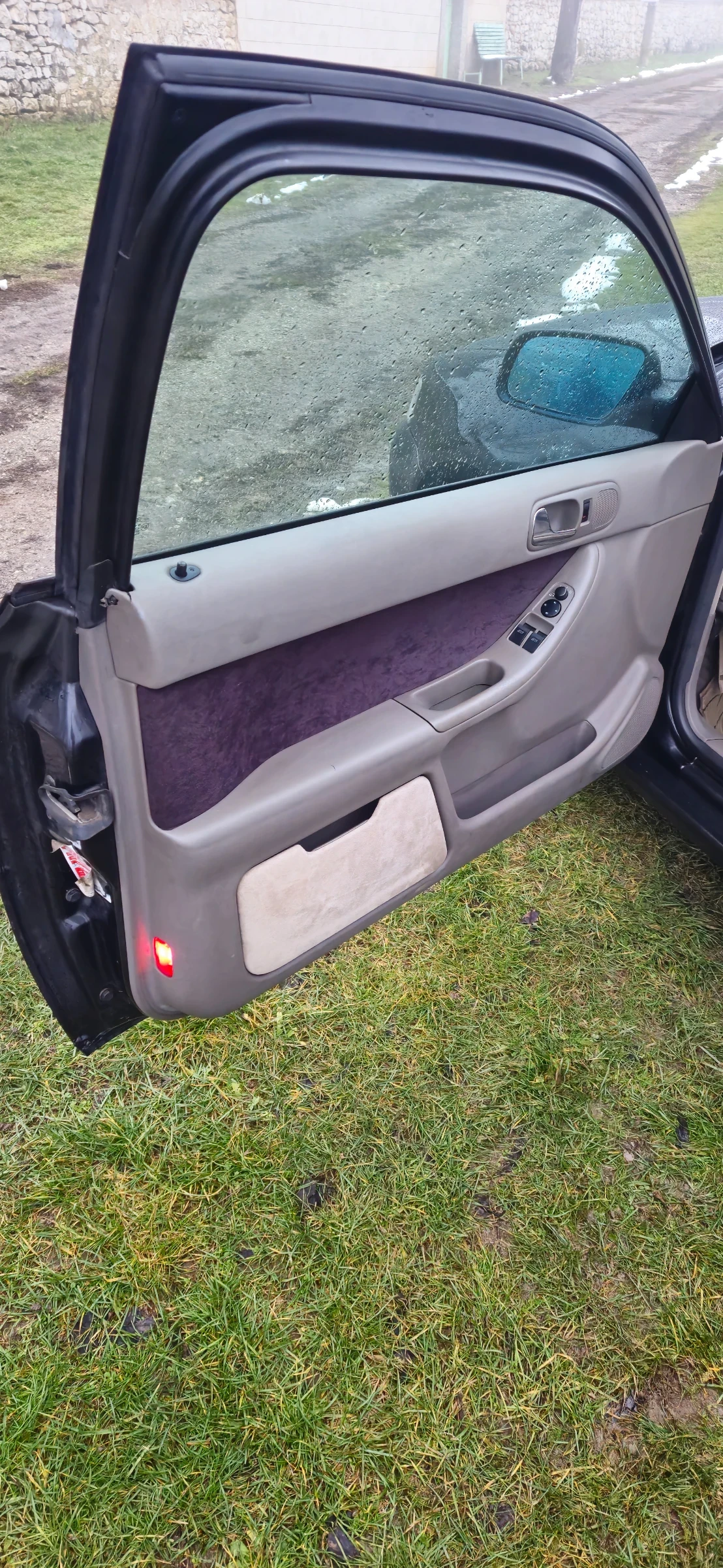 Audi A3 1.8i 125k Климатроник. Италия - изображение 8