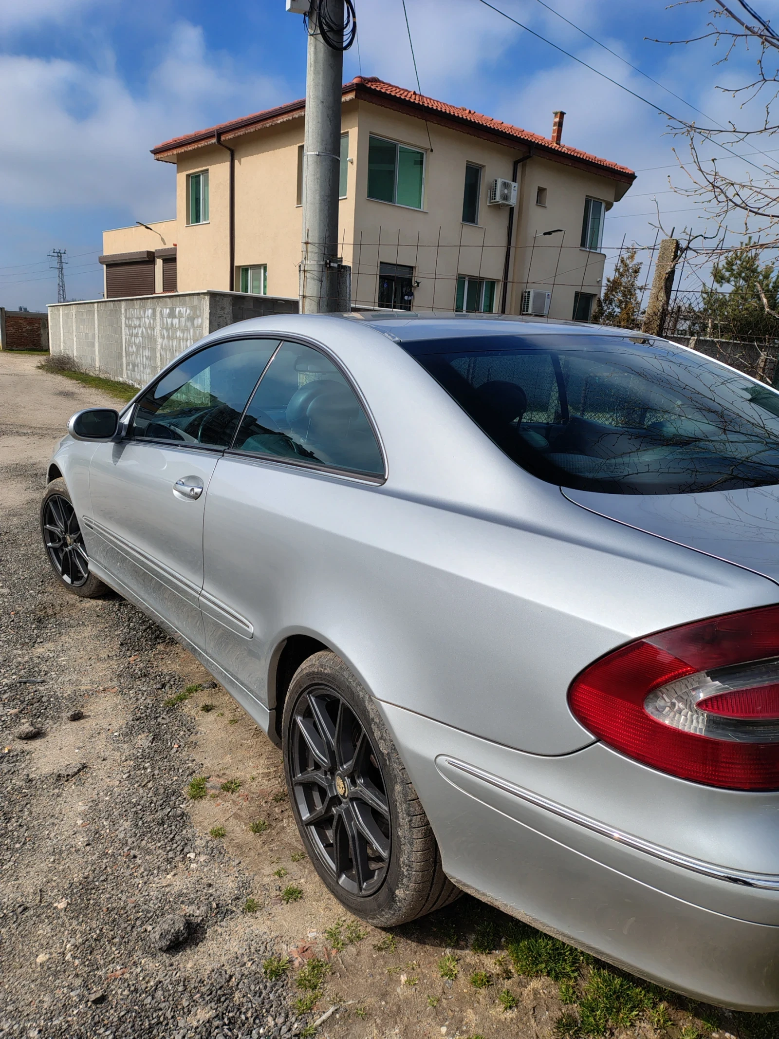 Mercedes-Benz CLK 270 CDI, снимка 2 - Автомобили и джипове - 53865823