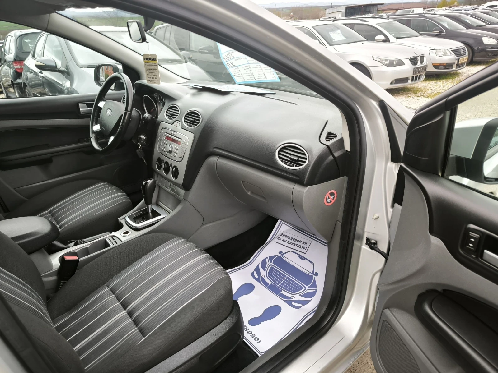 Ford Focus 2.0i automatic , снимка 7 - Автомобили и джипове - 54078468